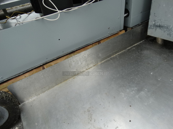 Stainless Steel Countertop w/ Backsplash. 31x29x6 - Image 4 of 4
