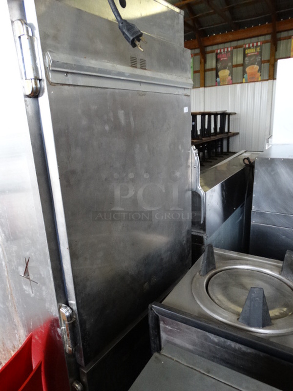 WOW! Alto Shaam Model 1200-UPS Stainless Steel Commercial Halo Heat Pass Through 2 Half Size Door Holding Cabinet. 125 Volts, 1 Phase. 24x34x68. Cannot Test Due To Plug Style - Image 8 of 9