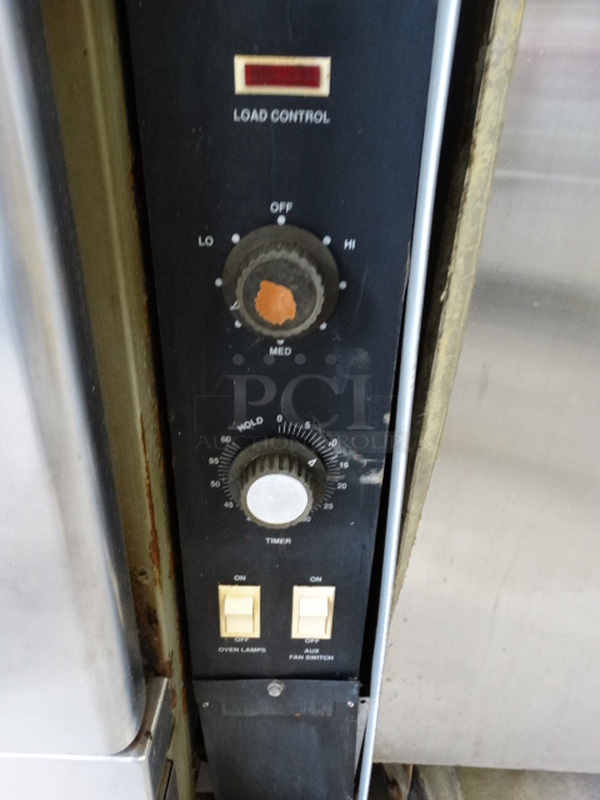 SWEET! Vulcan Snorkel Stainless Steel Commercial Gas Powered Full Size Convection Oven w/ View Through Doors and Metal Oven Racks. 40x32x39 - Image 4 of 8