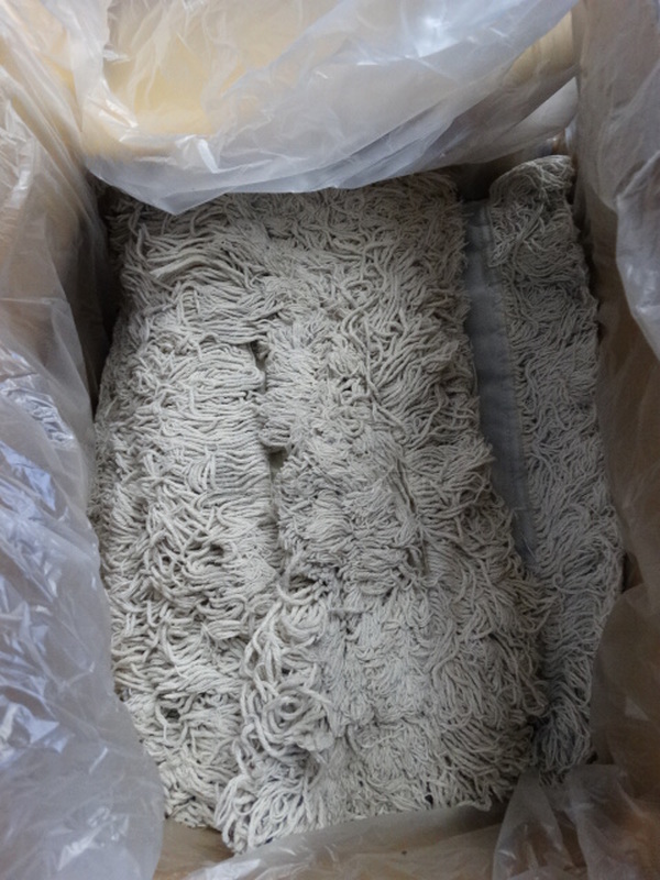 ALL ONE MONEY! Lot of Mop Heads! - Image 3 of 3