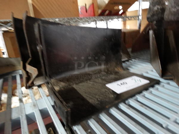 4 Metal Convection Oven Leg Pieces. 10", 16". 4 Times Your Bid! - Image 2 of 3