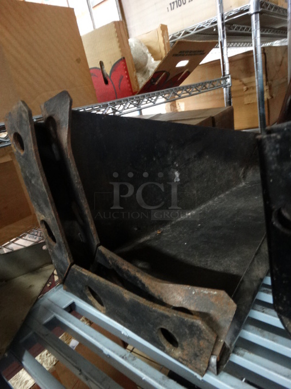 4 Metal Convection Oven Leg Pieces. 10", 16". 4 Times Your Bid! - Image 3 of 3