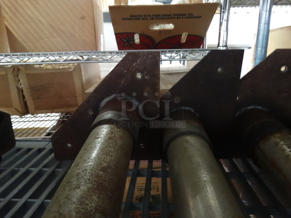 4 Metal Legs. 18", 19". 4 Times Your Bid! - Image 4 of 4
