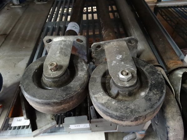 4 Metal Legs w/ Commercial Casters. 33". 4 Times Your Bid! - Image 3 of 4