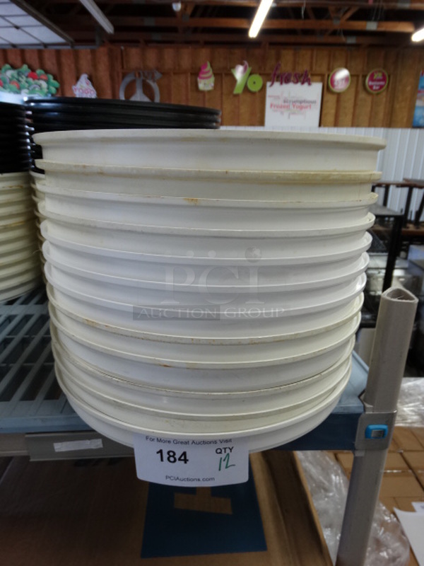 12 Pizza Hut White Poly Trays. 13.5x13.5x1.5. 12 Times Your Bid! - Image 2 of 5
