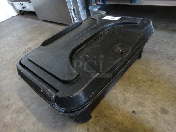 Carlisle Model XT1400 Black Poly Insulated Food Case. 26x18x11 - Image 3 of 7