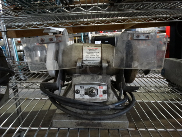 Model A1 Metal Commercial Grinder. 120 Volts, 1 Phase. 11x6.5x8. Tested and Powers On But Parts Do Not Move - Image 4 of 7