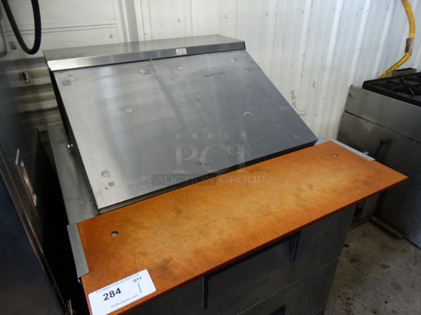 WOW! 2012 True Model TFP-32-12M-D-2 Stainless Steel Commercial Sandwich Salad Prep Table Bain Marie Mega Top w/ 2 Drawers. 115 Volts, 1 Phase. 32.5x36x47. Cannot Test Due To Cut Cord - Image 5 of 9