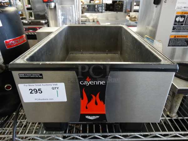 NICE! Vollrath Model 1001 Stainless Steel Commercial Countertop Food Warmer. 120 Volts, 1 Phase. 14x22x9.5. Tested and Working!