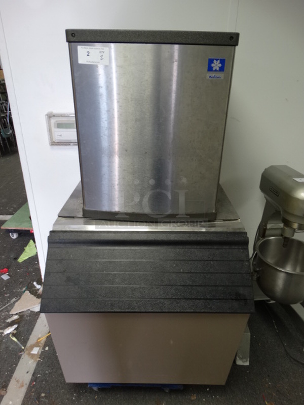 2 GREAT! Items; 2007 Manitowoc Model QF0807W Stainless Steel Commercial Water Cooled Ice Machine Head and Metal Commercial Ice Machine Bin. Comes w/ Dolly. 115 Volts, 1 Phase. 30x36x64. 2 Times Your Bid! Makes One Unit. (Hallway)