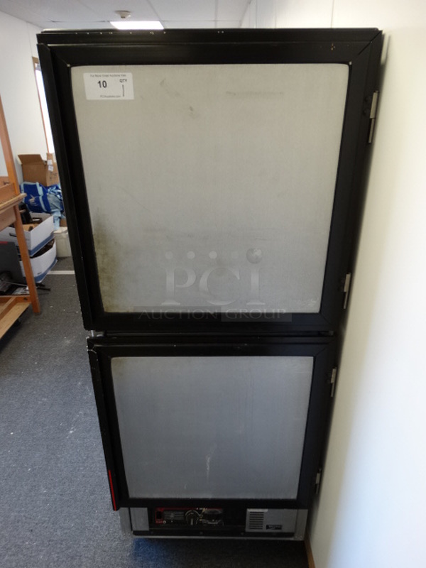 NICE! Metro Model C199-HM2000 Metal Commercial Heated Holding Cabinet on Commercial Casters. 120 Volts, 1 Phase. 28x33.5x70. (Hallway)