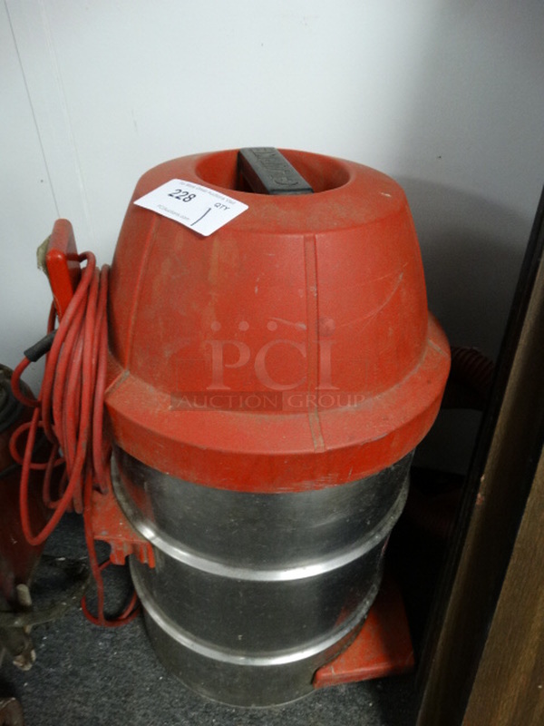 Clarke Model SS-15 Metal and Poly Vacuum. 120 Volts, 1 Phase. 16x19x32. (Lobby)