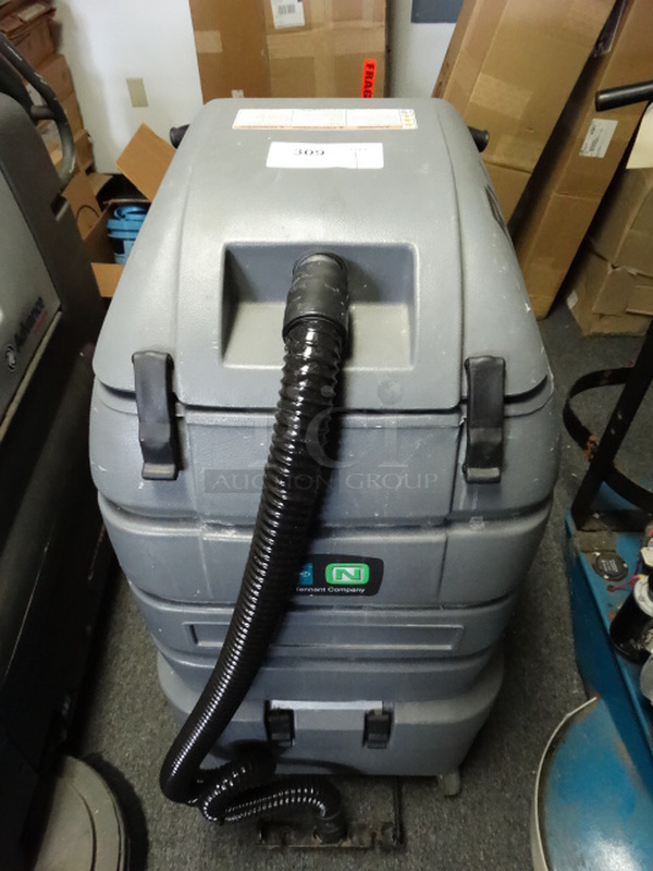 NICE! Tennant Nobles Model V-WD-16B Commercial Floor Cleaning Machine. 20x36x44. (Utility Room)