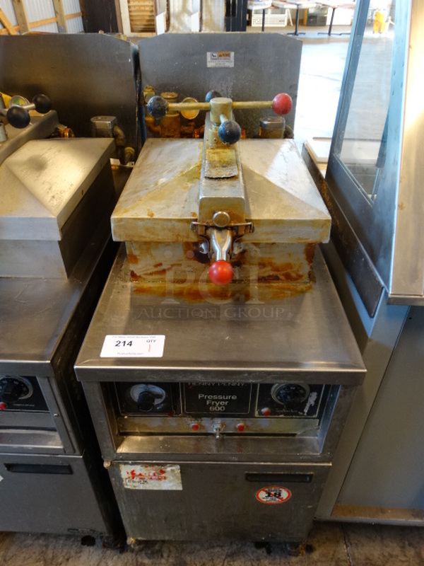 FANTASTIC! Henny Penny Model 600 Stainless Steel Commercial Natural Gas Powered Pressure Fryer w/ Metal Basket on Commercial Casters. 80,000 BTU. 18x39x48