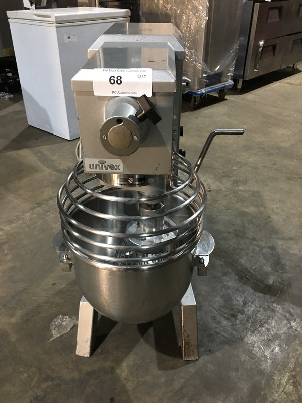 NICE! Univex Commercial 20 Quart Planetary Mixer! With Stainless Steel Bowl & Bowl Guard! With Dough Whip & Paddle Attachments! Model SRM20P Serial SRM204960027! 115V 1Phase!