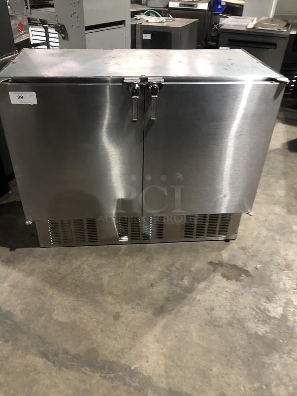 Glastender Self Contained 2 Door Bar Back/Mug Froster! With Poly Coated Racks! All Stainless Steel! Model FV48SN Serial 134132994N! 120V 1Phase!