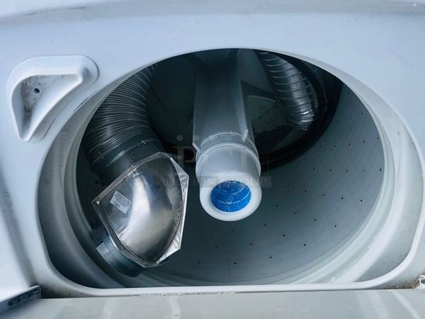 Kenmore Laundry Center, Electric with Washer & Dryer, 27in, White, 208-240v Custom Items 26-49608 Dryer exhaust 6' flexible* "DDC - RETAIL ACCES."(12) Custom Items 26-49388 Dryer Cord, 4 ft, 4 wire

Leaks water. Makes Noise - Image 6 of 11