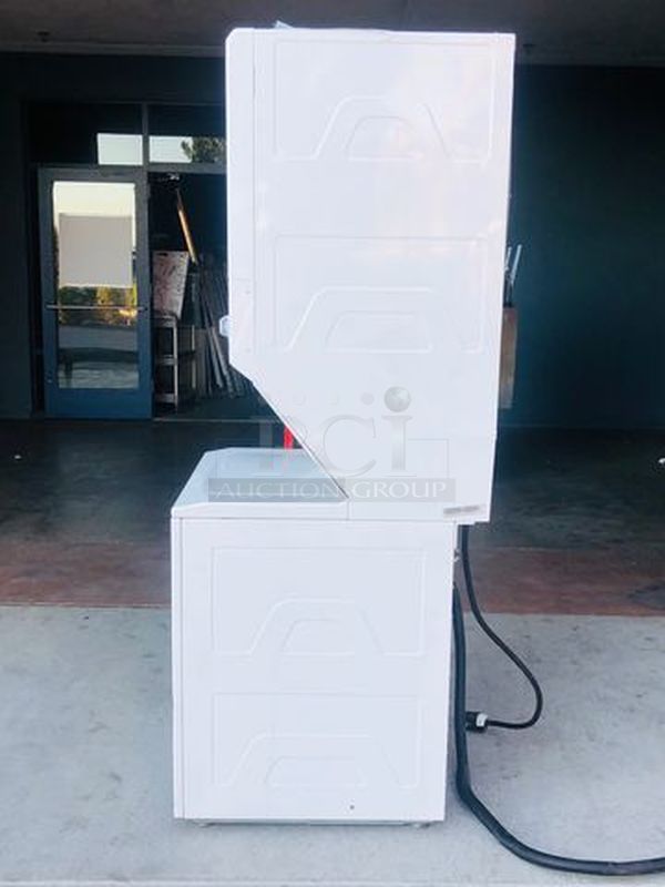 Kenmore Laundry Center, Electric with Washer & Dryer, 27in, White, 208-240v Custom Items 26-49608 Dryer exhaust 6' flexible* "DDC - RETAIL ACCES."(12) Custom Items 26-49388 Dryer Cord, 4 ft, 4 wire

Leaks water. Makes Noise - Image 7 of 11