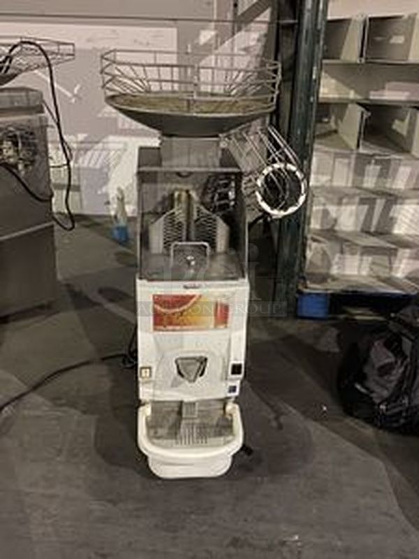 Orange Fresh OR M5 Countertop Fresh Orange Juicer With Powered Basket for 15 kg (33 lb)of Oranges. 120V 60Hz 2Amps 1Ph.   15-1/2x22x38 - Image 1 of 6