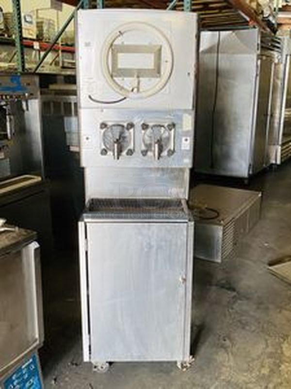 Lancer FBD-500 Frozen Beverage Dispenser ICEE Machine 208-230V 60Hz 20-1/2x33x67 Removed From Burger King. In Working Condition