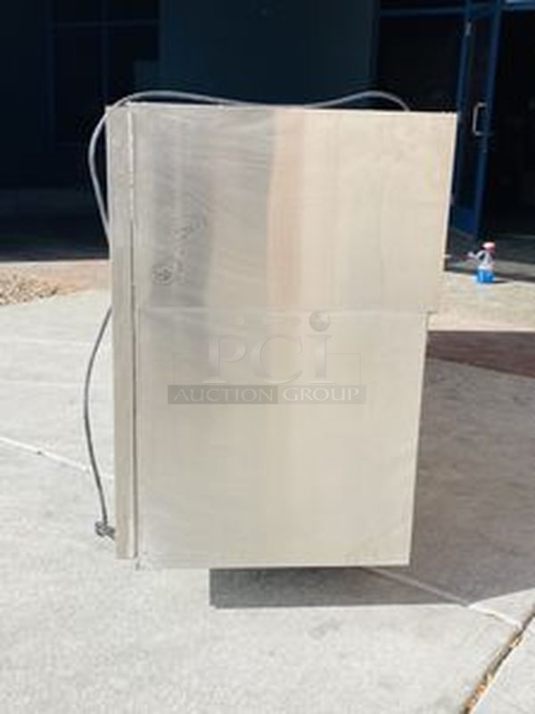 STEAL!! LIKE NEW! Krowne Refrigerated Back Bar. Model BS84R-KNB-LLR 115V, 60Hz, 1Ph, 9A. Removed from the SLS. Used Briefly. 84x24x35 Features 35" high without top, 24" front to back depth All stainless steel, coved corner interior with LED lighting Digital Thermostat Sideblow refrigeration (36", 60", 84") High performance refrigeration system Expansion valve with 134A refrigerant Operating range of 30°F - 40°F (Preset at 35°F) Heavy duty 18-gauge door jambs NSF epoxy coated durable shelves. One bottom and two adjustable shelves per door. Easy to service and clean NEMA 5-15P Plug Configuration    **Due to EPA Regulations the SLS Casino requires freon to be removed from equipment before it is allowed to leave the property.** - Image 6 of 7