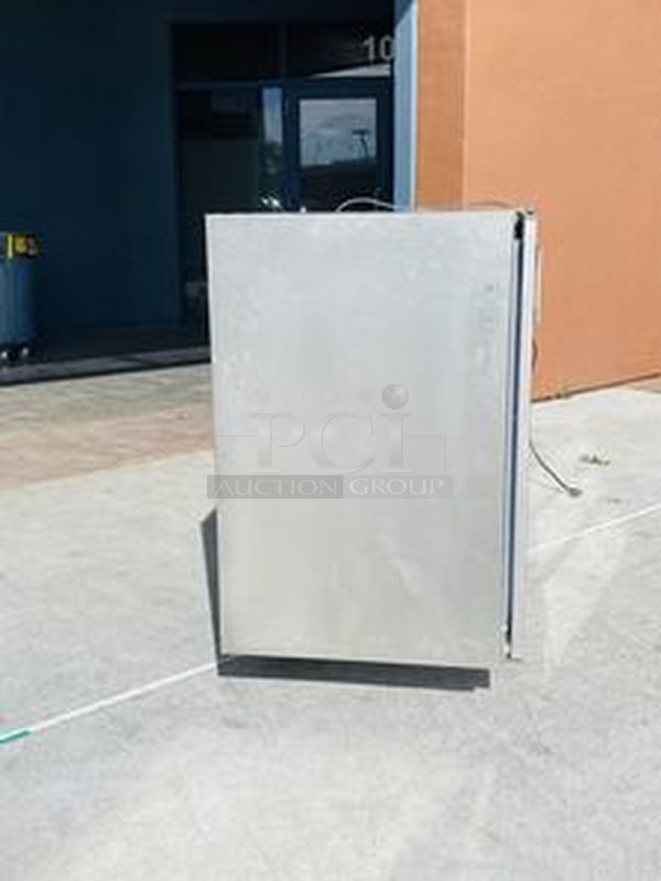 STEAL!! LIKE NEW! Krowne Refrigerated Back Bar. Model BS84R-KNB-LLR 115V, 60Hz, 1Ph, 9A. Removed from the SLS. Used Briefly. 84x24x35 Features 35" high without top, 24" front to back depth All stainless steel, coved corner interior with LED lighting Digital Thermostat Sideblow refrigeration (36", 60", 84") High performance refrigeration system Expansion valve with 134A refrigerant Operating range of 30°F - 40°F (Preset at 35°F) Heavy duty 18-gauge door jambs NSF epoxy coated durable shelves. One bottom and two adjustable shelves per door. Easy to service and clean NEMA 5-15P Plug Configuration    **Due to EPA Regulations the SLS Casino requires freon to be removed from equipment before it is allowed to leave the property.** - Image 3 of 7