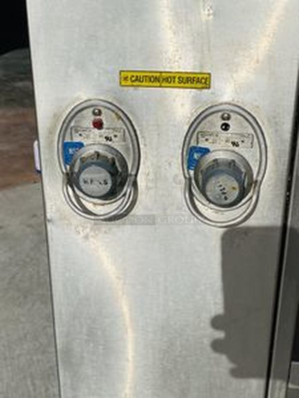 STEAMY! Delfield Custom Utility Stand with 2 Food/Soup Wells on Commercial Casters. 120V 3.8A. 
33x30x36 - Image 7 of 7