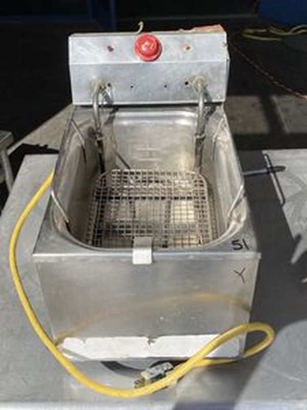 Eagle Group Red Hots 15lbs Countertop Electric Deep Fryer. 120V, 15A - Image 1 of 8