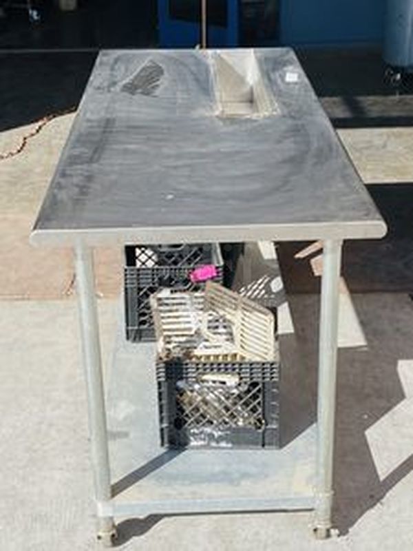 COMBO LOT! Includes: Waring WTC 708 Commercial 4 Slice Toaster, Kitchen-Aid KSMC505 Countertop Mixer, HP Computer Tower, (2) Hamilton Bay Blender Bases, Grates, Storage Bins and Prep Table on Commercial Casters with Drop In Ice Bin 60x30x37-3/4 - Image 2 of 10