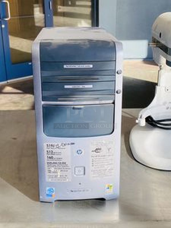 COMBO LOT! Includes: Waring WTC 708 Commercial 4 Slice Toaster, Kitchen-Aid KSMC505 Countertop Mixer, HP Computer Tower, (2) Hamilton Bay Blender Bases, Grates, Storage Bins and Prep Table on Commercial Casters with Drop In Ice Bin 60x30x37-3/4 - Image 8 of 10