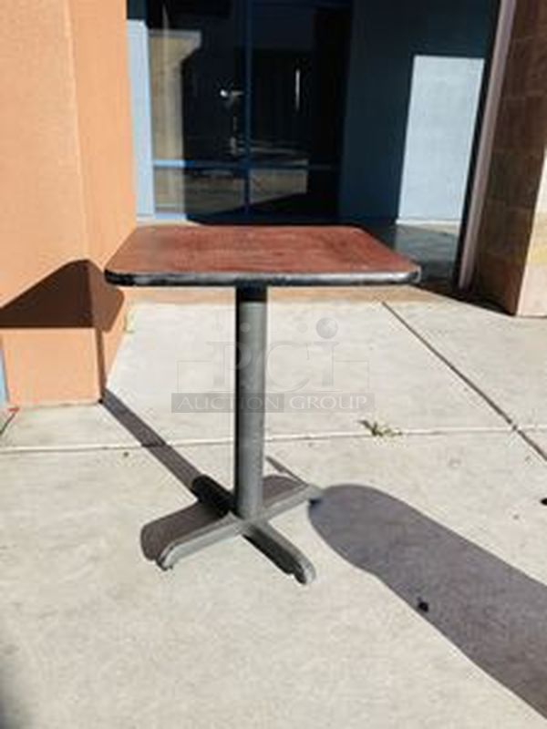 NICE!!Table with Base and Glenray Kettle.Table w/ Base - 24x24x30 Glenray Kettle - MN: 1021803 120v 60Hz - Image 3 of 4