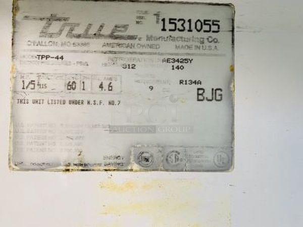 DEAL! True TPP-44 Pizza Prep Table.  44x32-1/4x41  115V 60Hz 4.6A  Tested. Turns on. Blows Cool Air. - Image 4 of 4