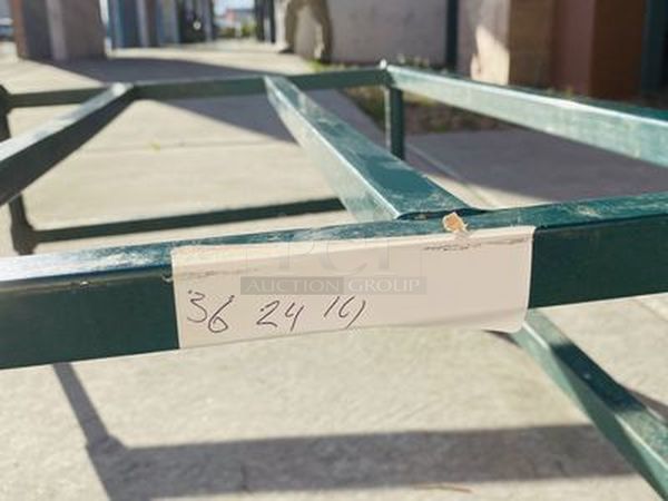 Adjustable Dunnage Rack.

36x24x14 - Image 5 of 5