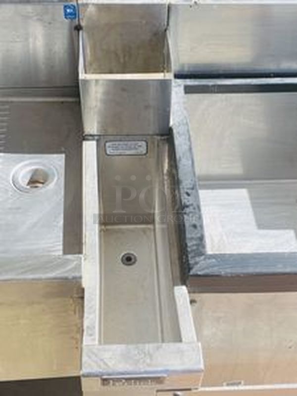 AMAZING!!! Perlick Stainless Steel Back Bar Combo Unit! This piece includes: Dump Sink, Glass Drying Station, (2) Storage Compartments, (2) Compartments for Ice Storage, 08 Circuit Jockey Box, Speed Rail and, Plumbing! 60x24x36 - Image 9 of 12