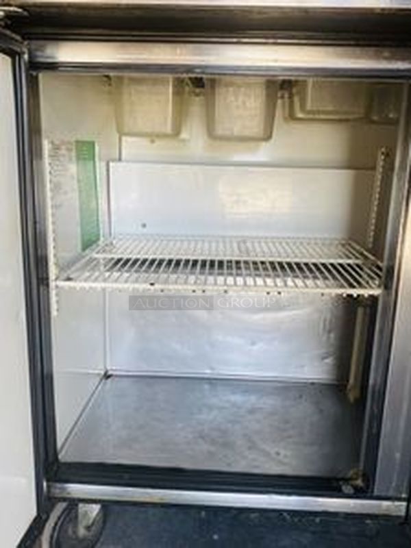 SWEET! True Model: TSSU-72-18. 72" Sandwich/Salad Prep Table w/ Refrigerated Base. On Commercial Casters. 115V 60Hz 1PH 10.5Amps.  72x30x43  Tested. Turns on. Blows Cool Air - Image 5 of 10