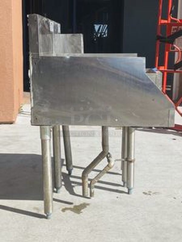 Krowne Custom Under Bar Station. Unit Includes: Custom Drain Board and Beer Dump Station with Plumbing.

30x24x36 - Image 6 of 6