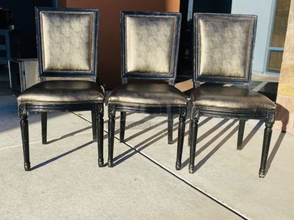 Beautiful! 3 Decorative 2 Tone Chromatic Dining Room Chairs.

19x19x38