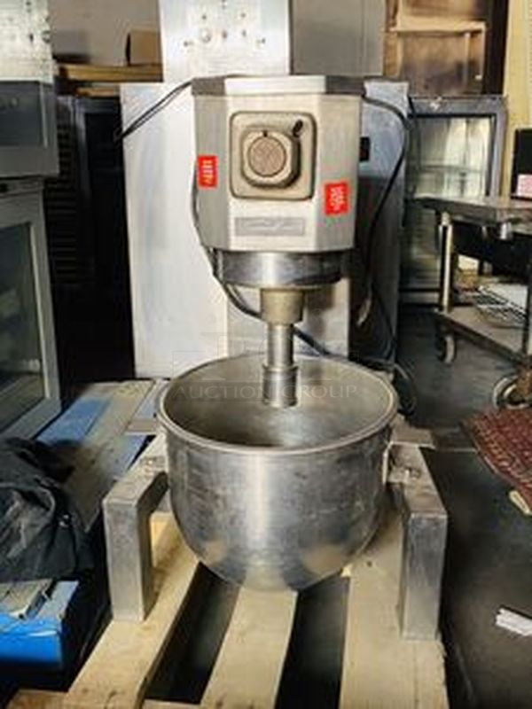 AMAZING! General 20 Qt. 3 Speed Planetary Mixer With Bowl. Model# MM-203SP. Comes With Bowl. 23.6" W x 27.5" D x 30.7" H 120V 60Hz 1Ph - Image 1 of 6