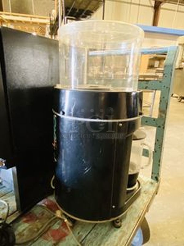 AWESOME! Island Oasis SB-3X Ice Shaver-Blender Has an Output of 15 Gallons/Hr. 1-16oz. drink/30sec. Holds Up To 10Lbs of Ice 115V Power / 6.7 AMP Grounded Outlet.   Shaver-Blender/9sec. Cycle Time Portion Control Ice 1,2, or 3 Drinks  14” wide x 16” deep x 27” high. Weighs approximately 60 pounds - Image 4 of 6