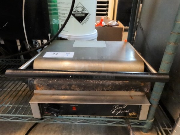 NICE! Star Grill Express Stainless Steel Commercial Countertop Panini Press. 19x17x8. Tested and Working!