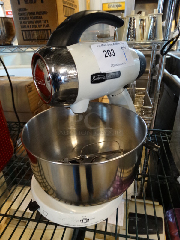 Sunbeam Model 2348 Metal Countertop Mixer w/ Metal Bowl. 120 Volts, 1 Phase. 11x13x16. Tested and Working!