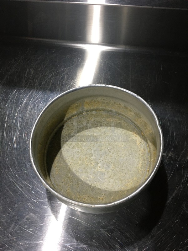 Round Food Holding Pans! 5 X Your Bid! - Image 2 of 5