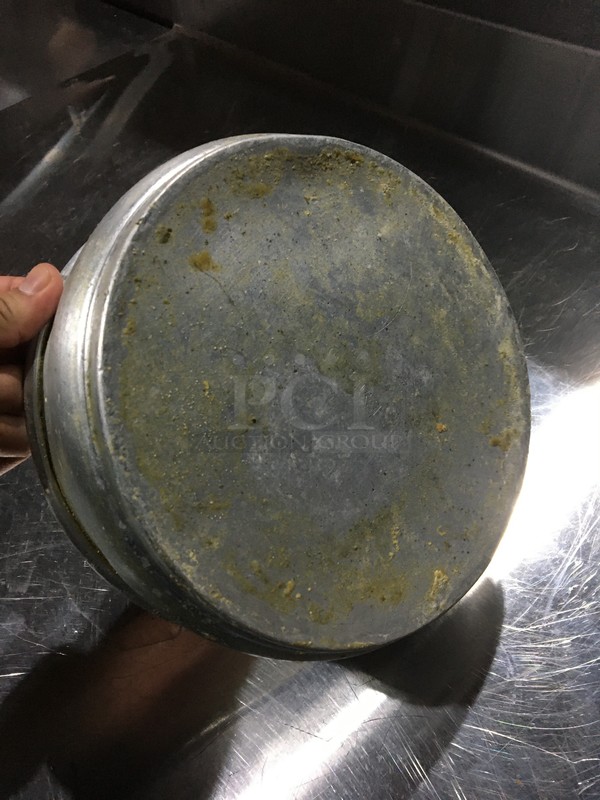 Round Food Holding Pans! 5 X Your Bid! - Image 3 of 5