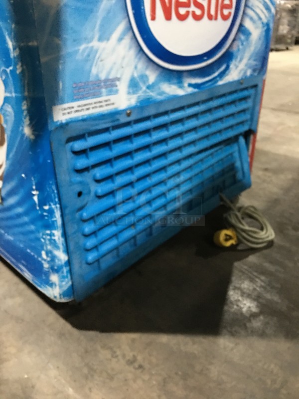 AHT Commercial Floor Style Chest Freezer Merchandiser! With 2 Sliding Top Doors! Model RIOS125 Serial 27290614005455! 120V! - Image 7 of 10