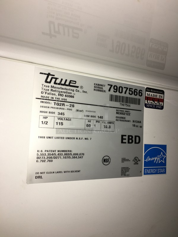 True Commercial 2 Door Reach In Refrigerator! With Poly Coated Racks! All Stainless Steel! Model TG2R2S Serial 7907566! 115V 1Phase! On Commercial Casters! - Image 8 of 9
