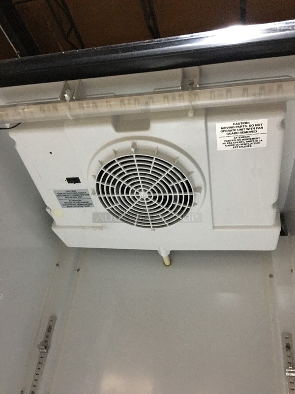 Imbera Commercial Single Door Reach In Cooler Merchandiser! With Poly Coated Racks! Model G319 Serial 534120404221! 115V 1Phase! - Image 7 of 9