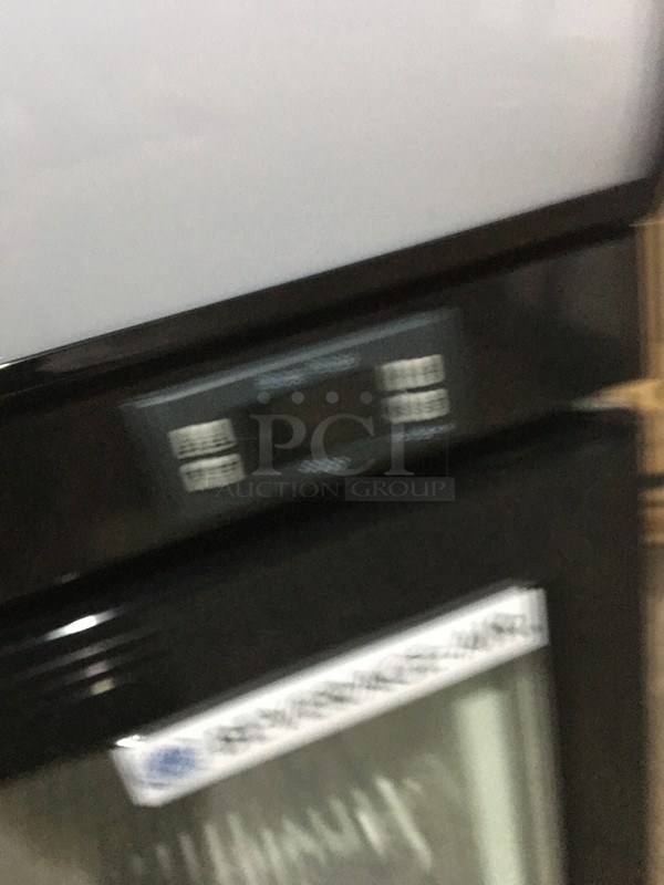GREAT! NEW IN THE BOX! Beverage Air Commercial Countertop Reach In Freezer Merchandiser! With Poly Coated Racks! Model CTF31B! 115V! - Image 11 of 12