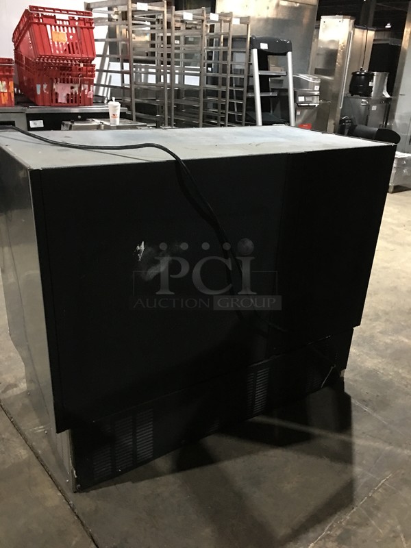 Glastender Self Contained 2 Door Bar Back/Mug Froster! With Poly Coated Racks! All Stainless Steel! Model FV48SN Serial 134132994N! 120V 1Phase! - Image 4 of 9