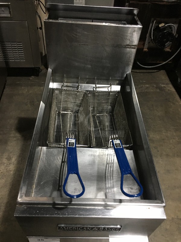 American Range Commercial Natural Gas Powered Deep Fat Fryer! With 2 Metal Frying Baskets! All Stainless Steel! On Legs! - Image 5 of 8