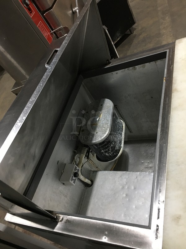 Leader Commercial Refrigerated Sandwich Prep Table! With 2 Door Underneath Storage Space! With Commercial Cutting Board! All Stainless Steel! Model LM36 Serial PS062352! 115V 1Phase! On Commercial Casters! - Image 6 of 10